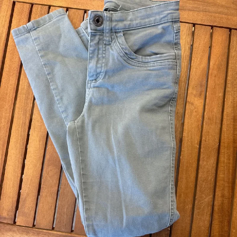 Kuhl- women's pants- MSRP $ 125: Grey -women-2 short