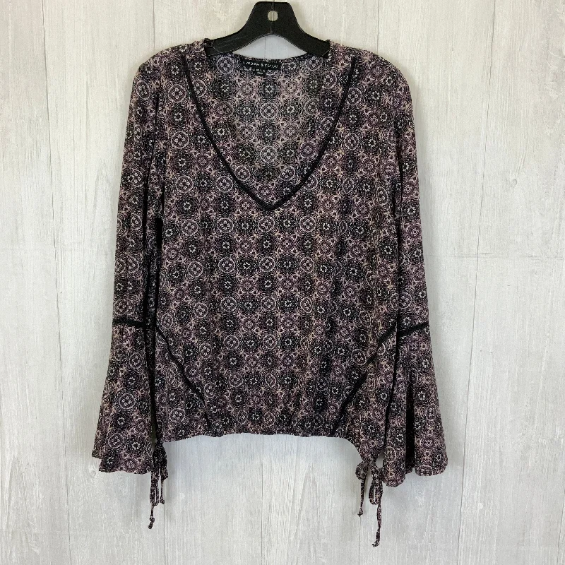 Top Long Sleeve By Harlowe & Graham In Purple, Size: M